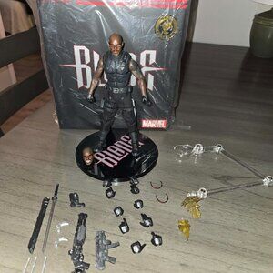 Mezco One 12 Marvel Blade MDX - Excellent Condition